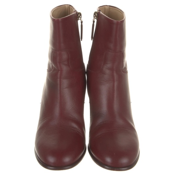 ❤️❤️ CHANEL
Interlocking CC Logo Leather Boots❤️❤️ - Picture 6 of 10